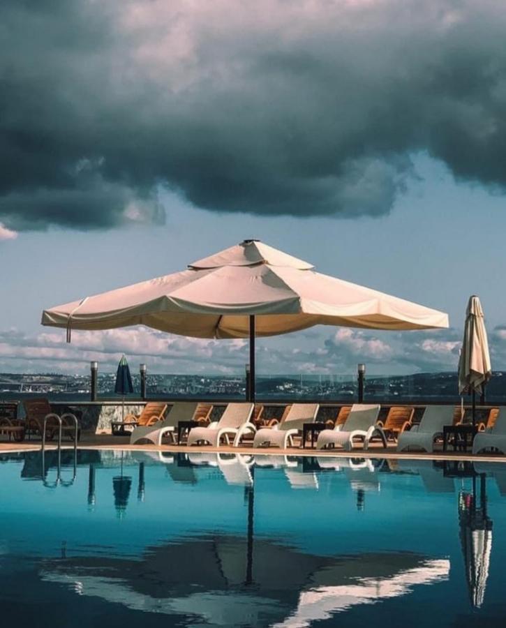 Blue Pier Hotel كوجايِلِ المظهر الخارجي الصورة