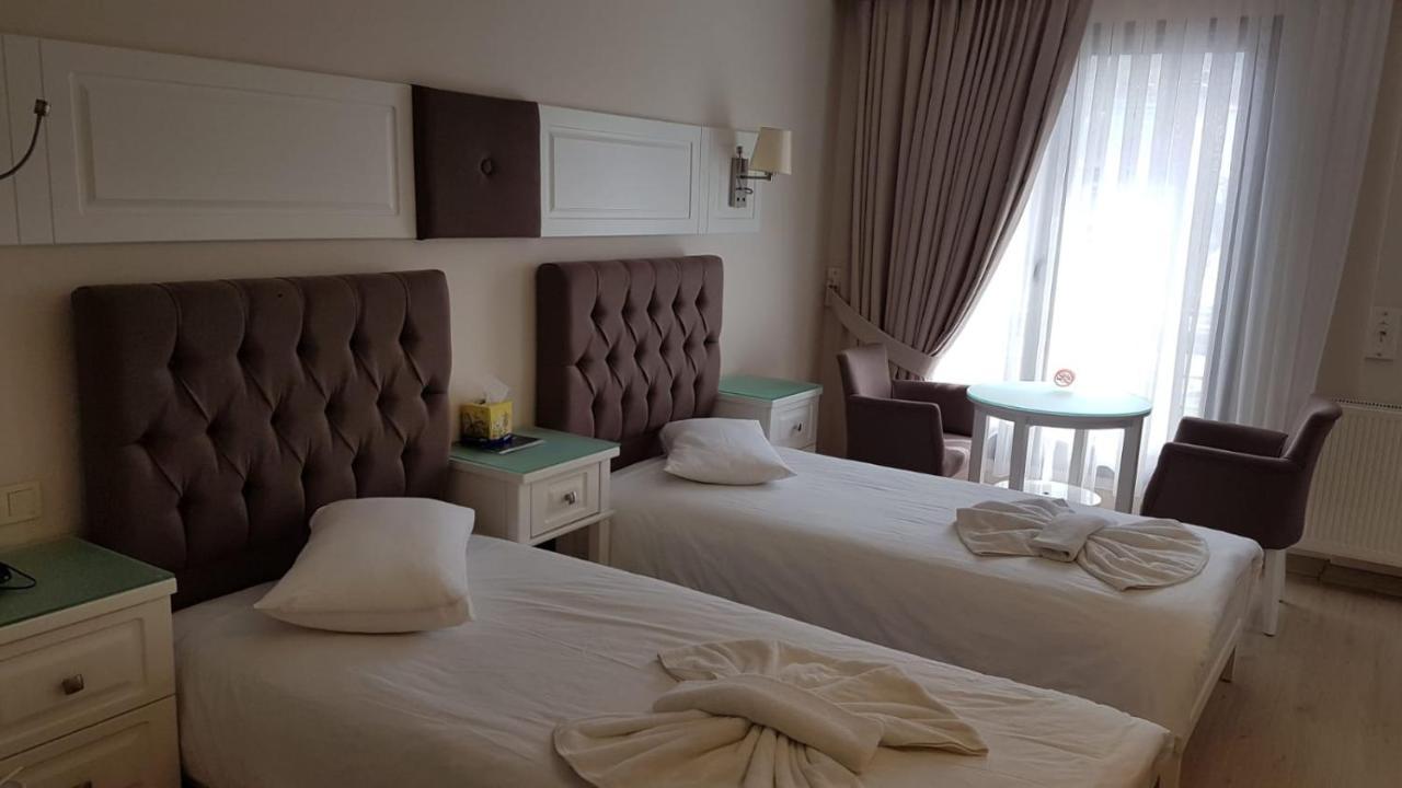 Blue Pier Hotel كوجايِلِ المظهر الخارجي الصورة