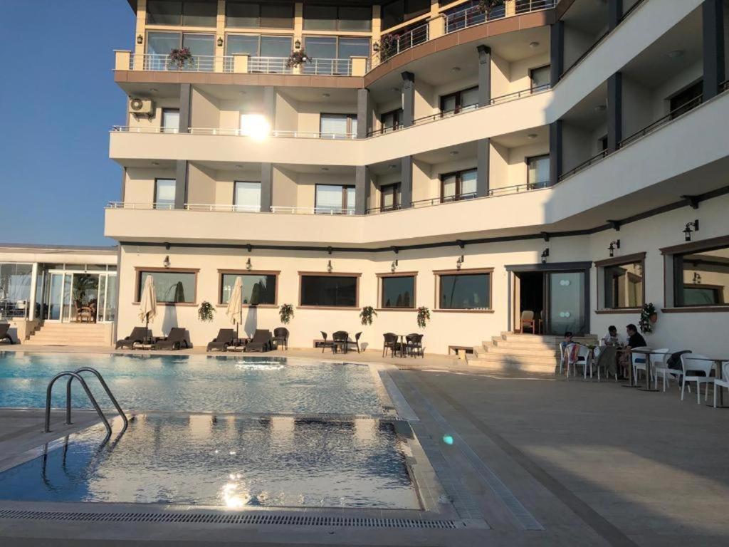 Blue Pier Hotel كوجايِلِ المظهر الخارجي الصورة