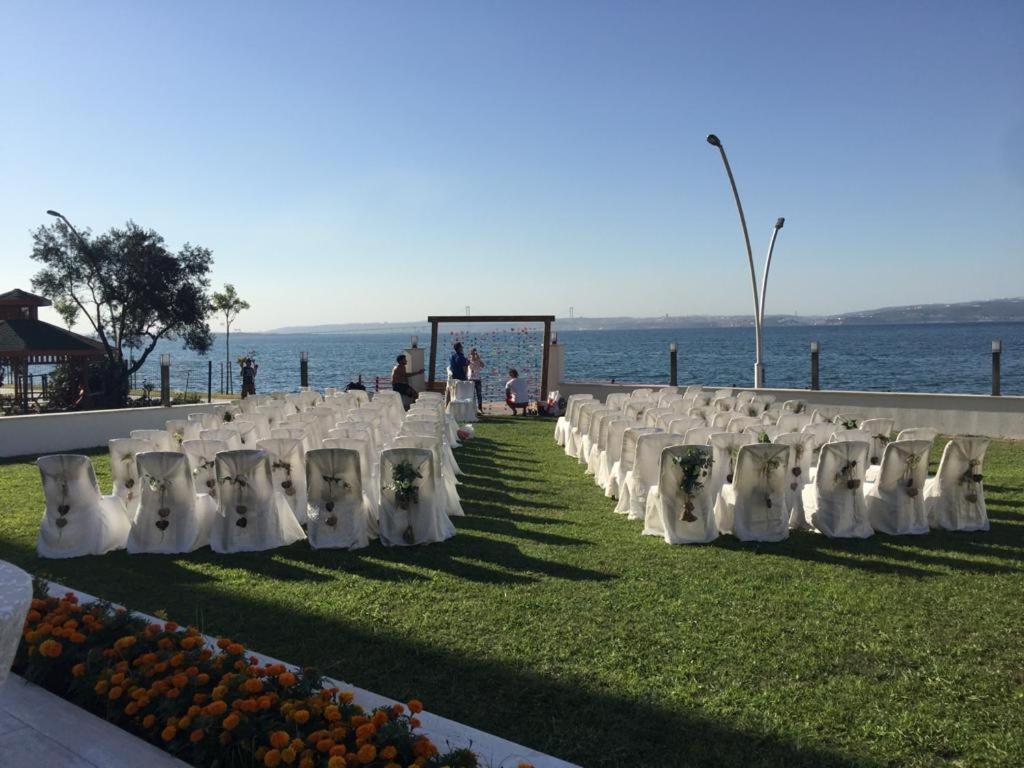 Blue Pier Hotel كوجايِلِ المظهر الخارجي الصورة