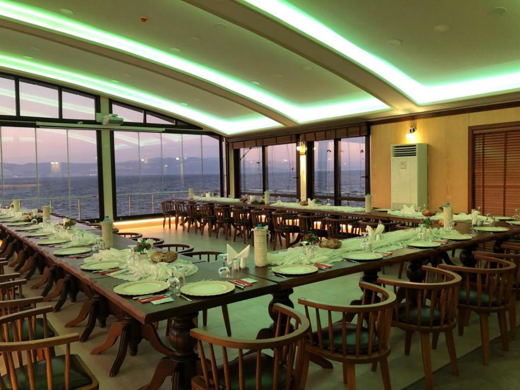 Blue Pier Hotel كوجايِلِ المظهر الخارجي الصورة